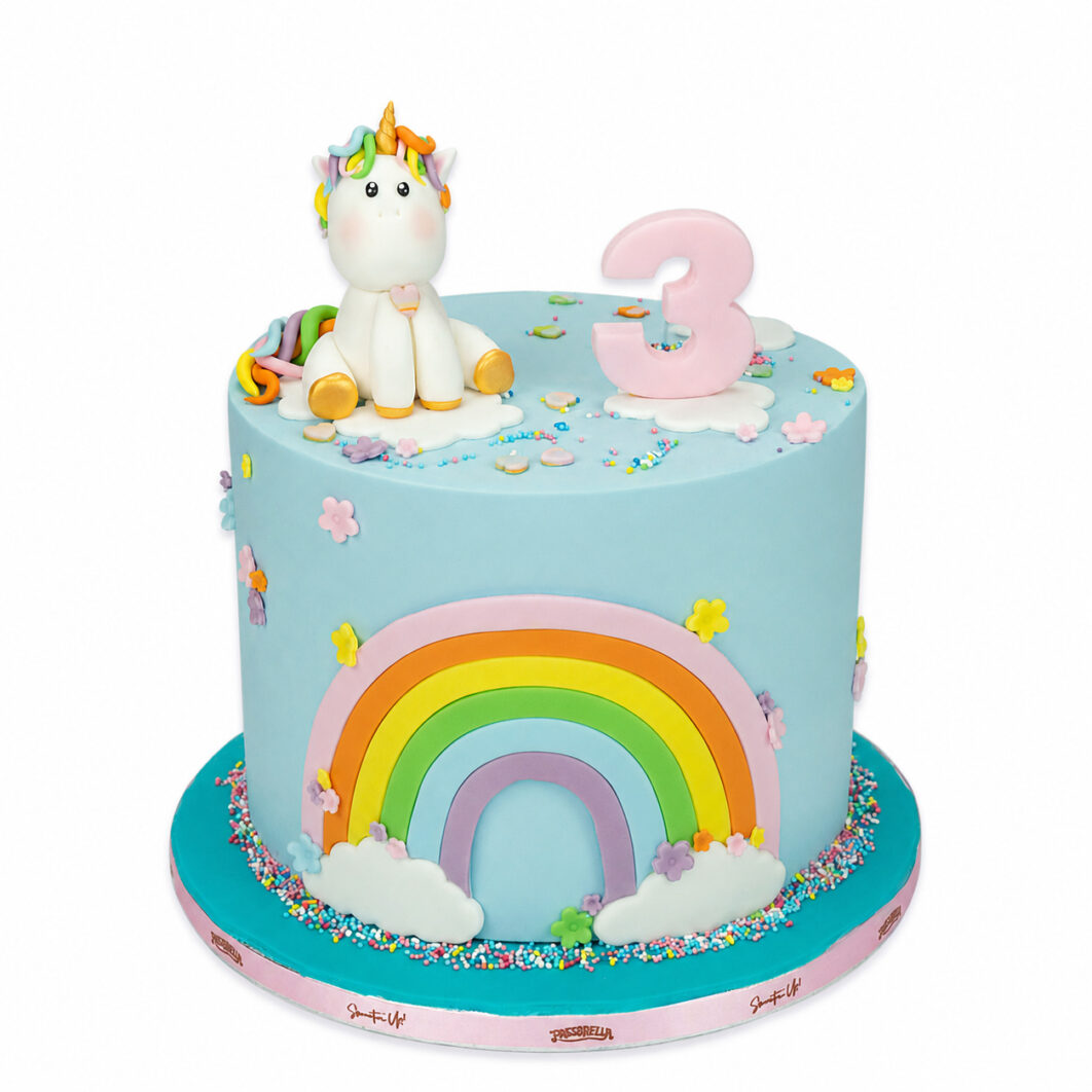 Κ255 Cute Little Unicorn Cake