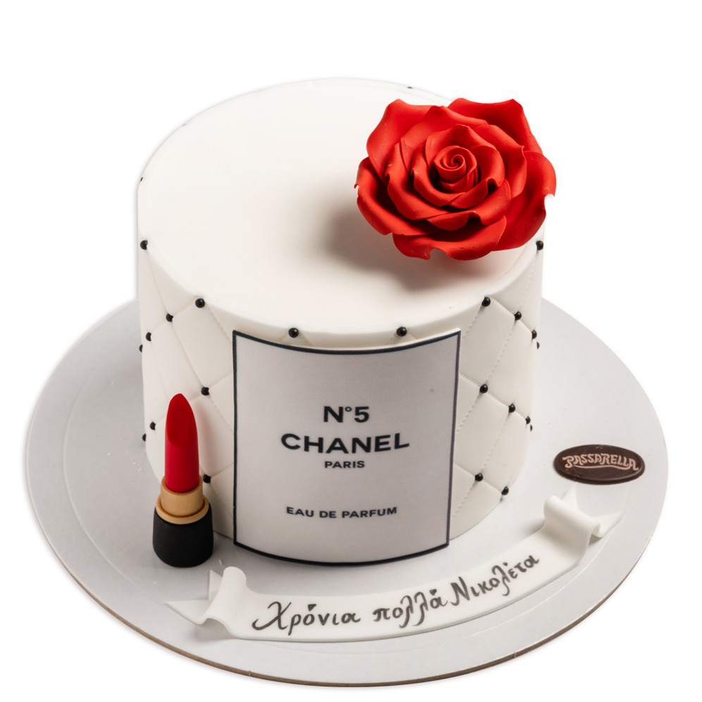 Κ324 Stylish Beauty Kit Cake